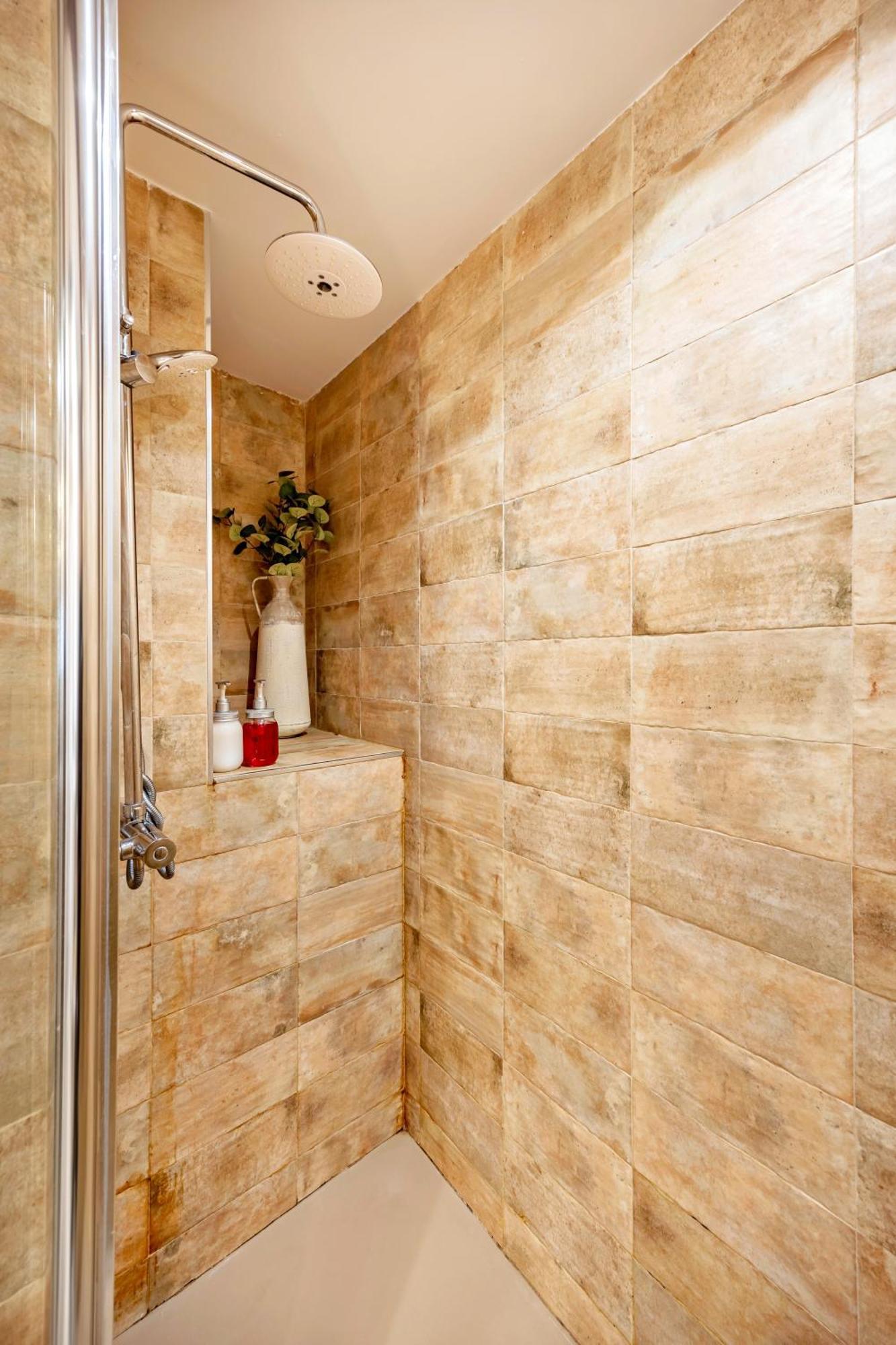 Tuguest Nazari Caldereria Apartments - Free Parking Гранада Экстерьер фото
