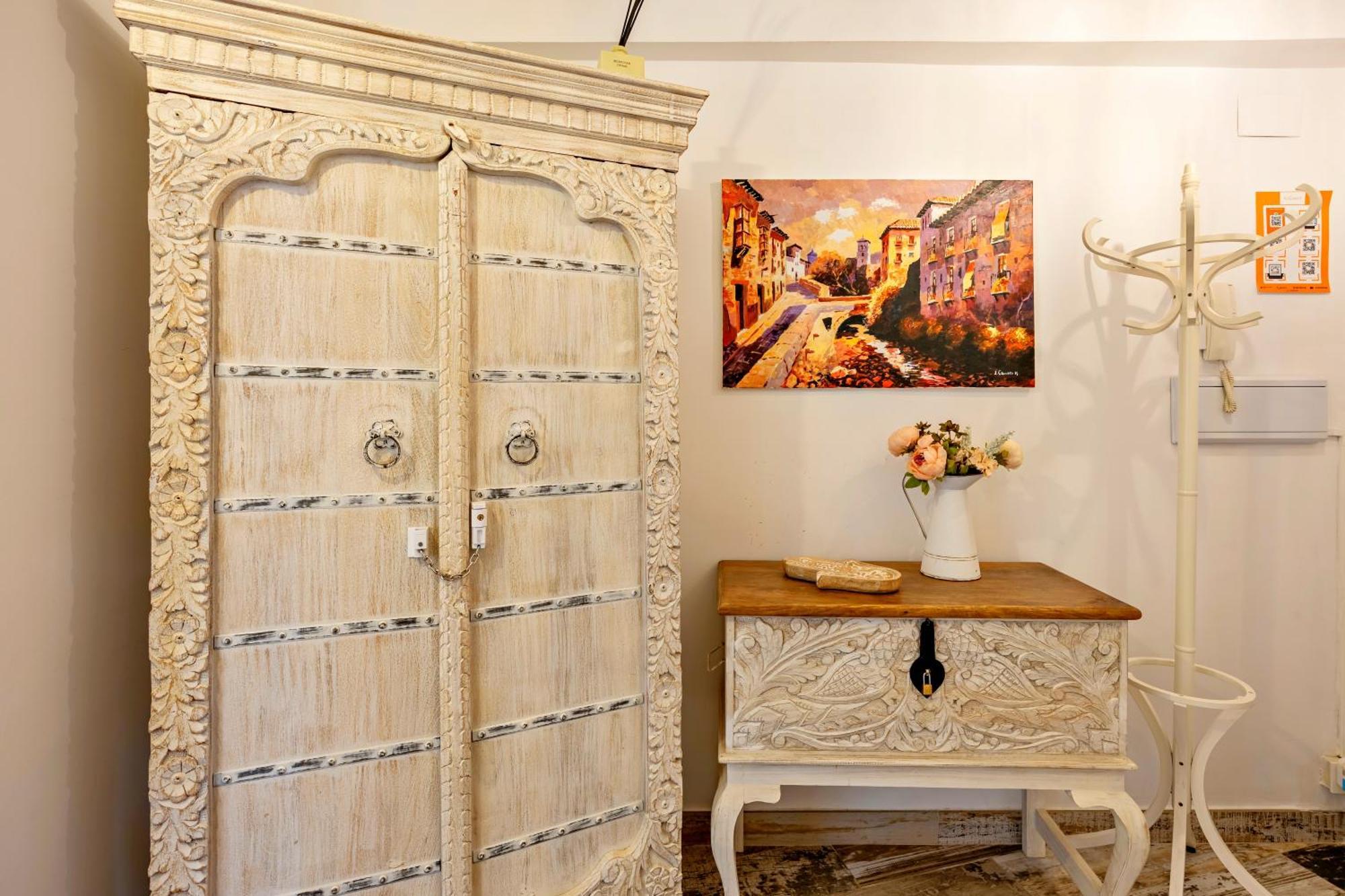 Tuguest Nazari Caldereria Apartments - Free Parking Гранада Экстерьер фото