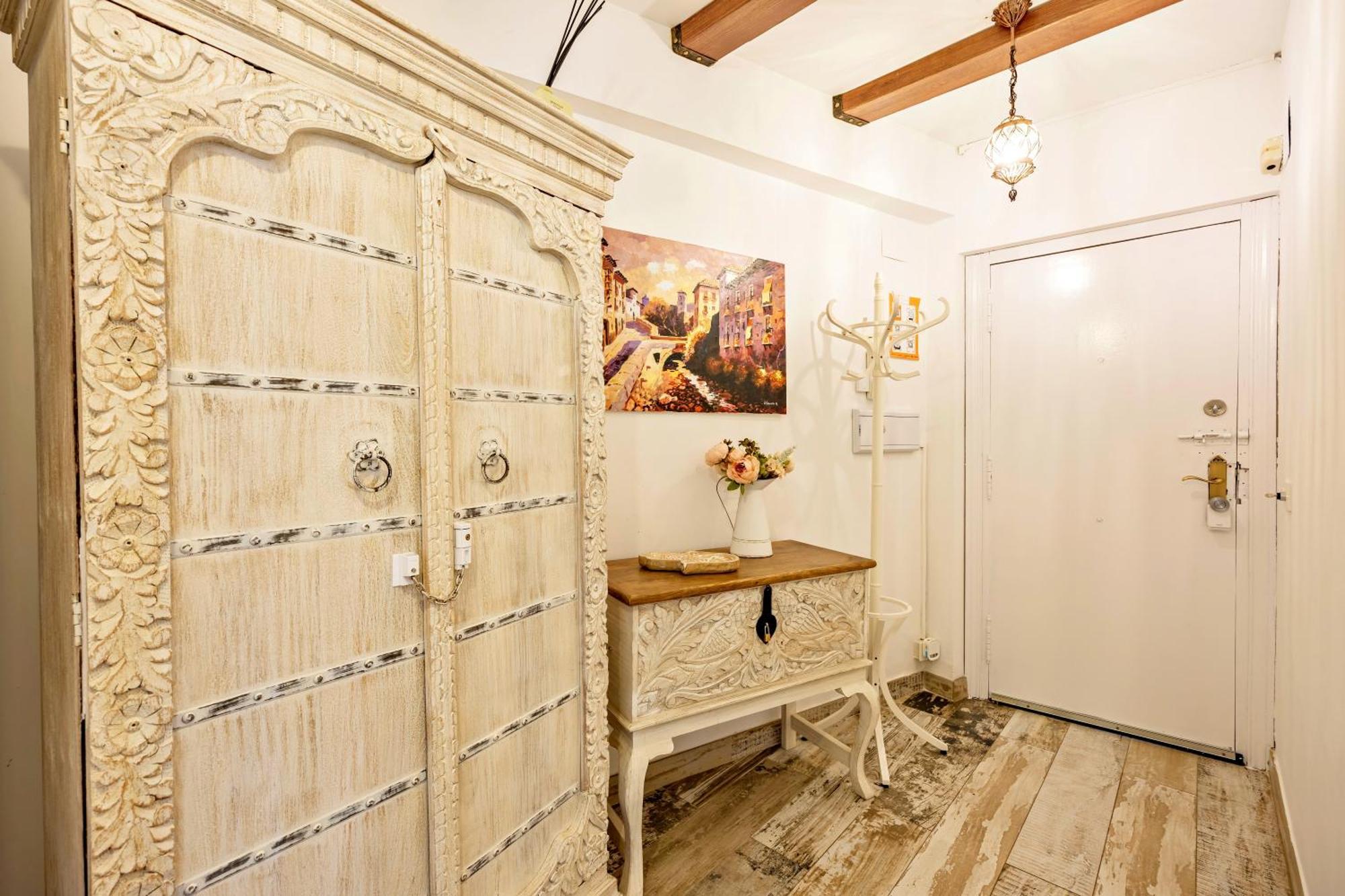 Tuguest Nazari Caldereria Apartments - Free Parking Гранада Экстерьер фото